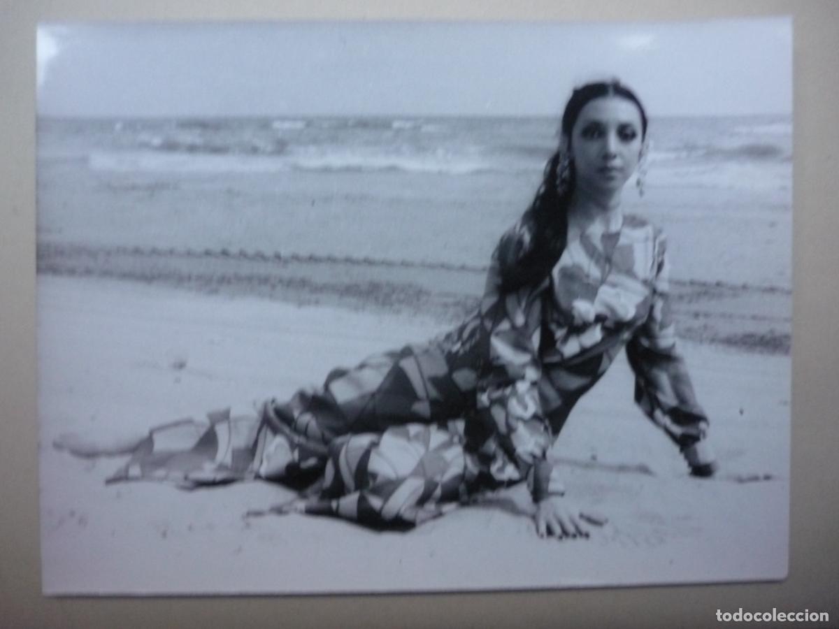 Fotos de Cantantes: betty missiego - foto original b/n - cantante cantante peruano-espa&ntilde;ola