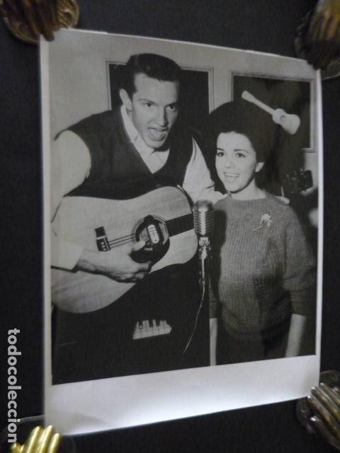 Fotos de Cantantes: PAUL Y PAULA CANTANTES ANTIGUA FOTOGRAFIA 24 X 18 CM