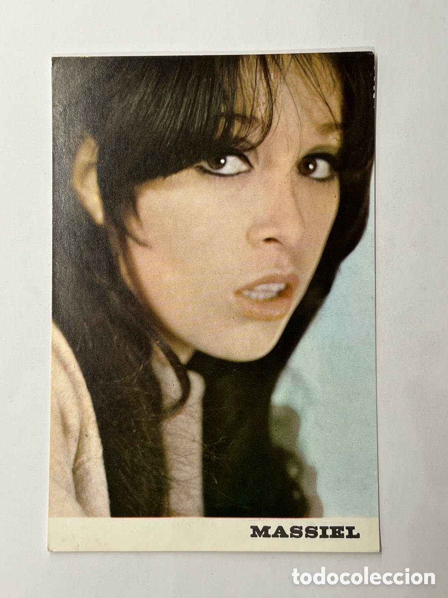 Fotos de Cantantes: FOTO POSTAL MASSIEL. ARTISTA EXCLUSIVA DE DISCOS NOVOLA. Reverso discograf&iacute;a