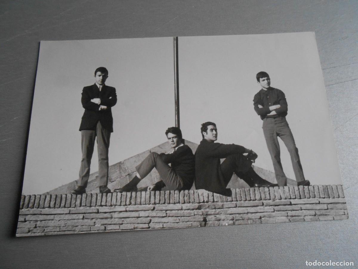 Fotos de Cantantes: Foto de Los MARSHALLS de 12 x 18 cm.