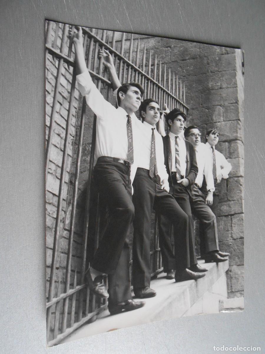 Fotos de Cantantes: Foto de Los AGNIS de 13 x 18 cm.
