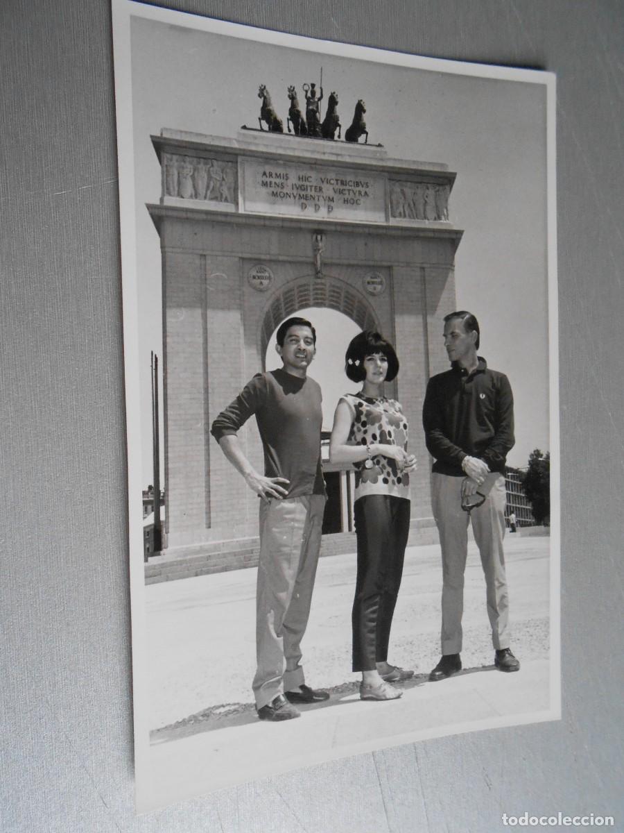 Fotos de Cantantes: Foto de Los 3 SUDAMERICANOS de 11,5 x 17,5 cm. - 2