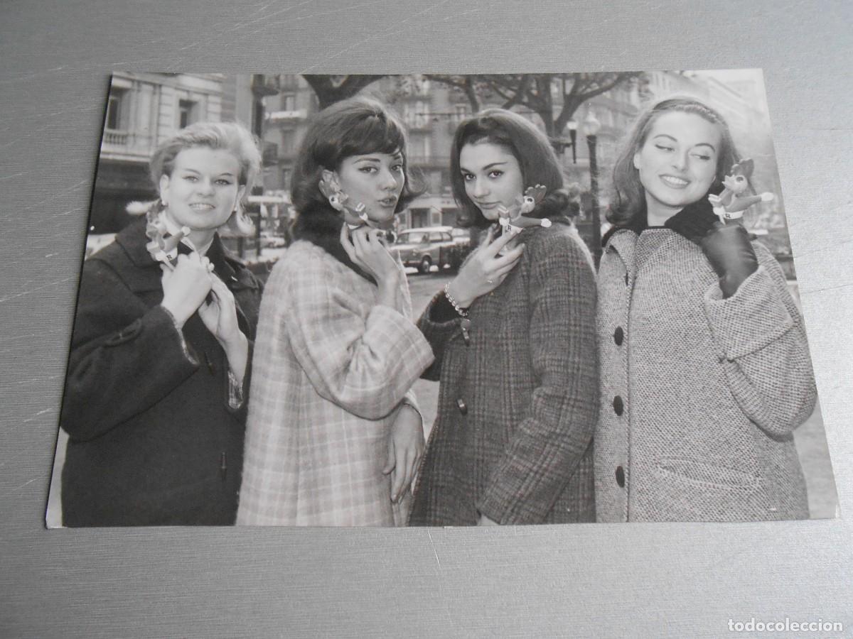 Fotos de Cantantes: Foto de Las CHIC de 18 x 12 cm.