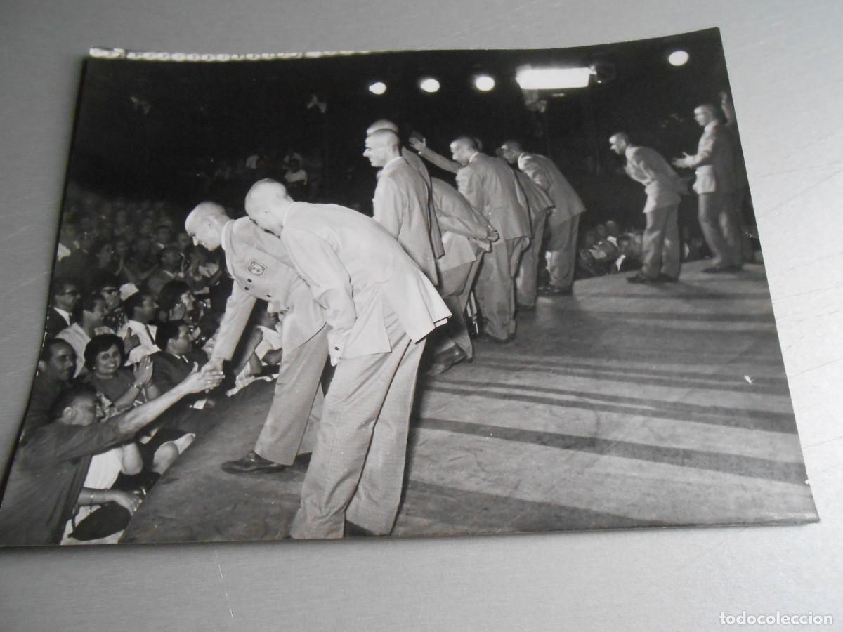 Fotos de Cantantes: Foto de LOS YE-YES GADITANOS, de 24 x 18 cm.