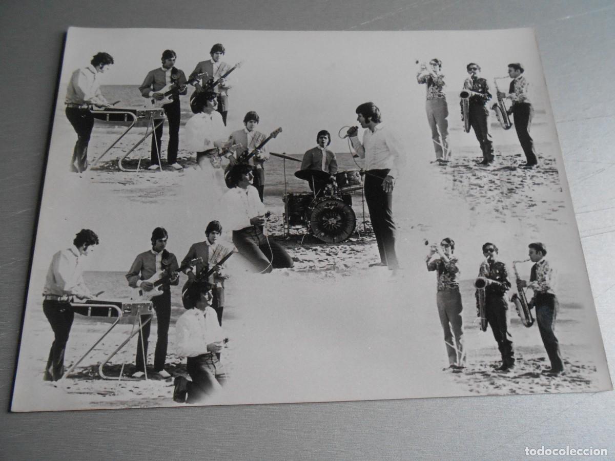 Fotos de Cantantes: Foto de DOBLE DINAMITA, de 24 x 18 cm.