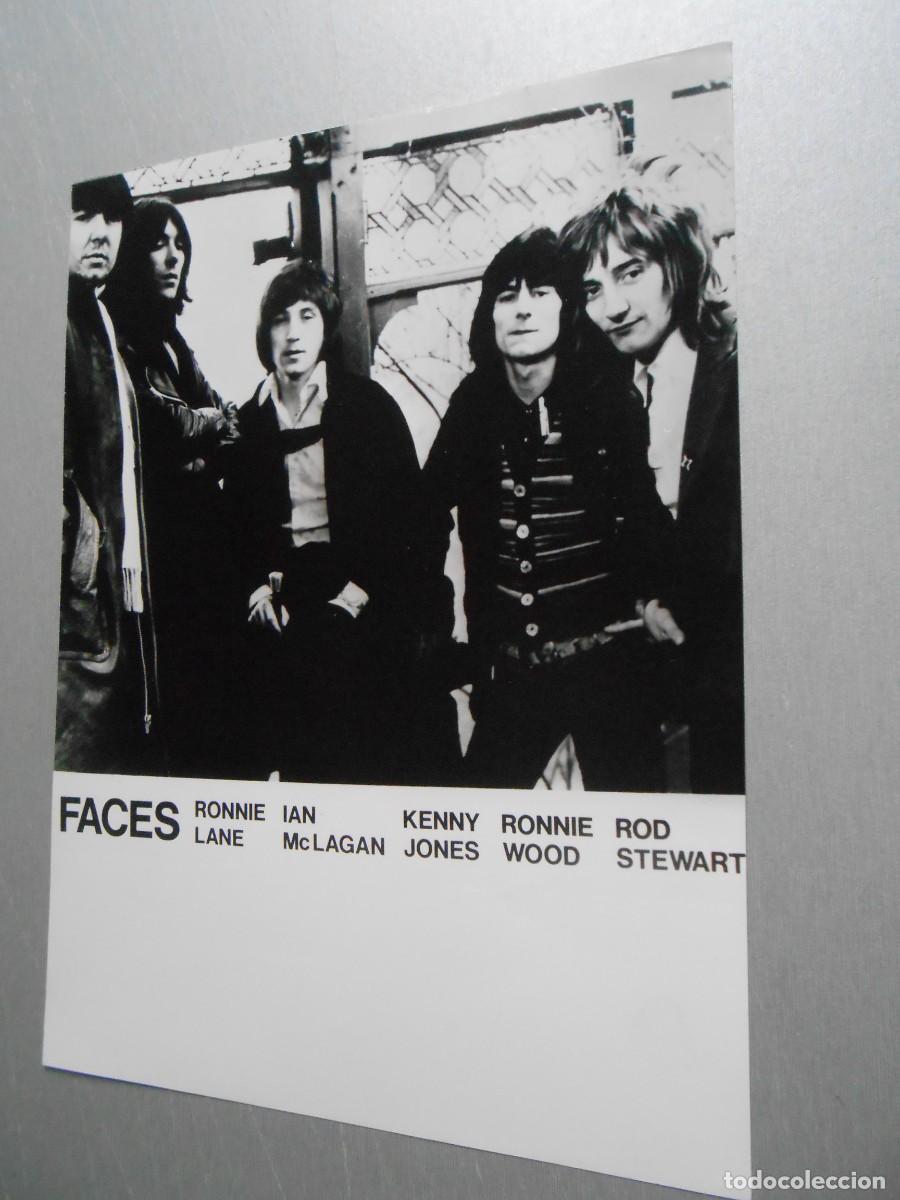 Fotos de Cantantes: Foto de - FACES -, de 18 x 24 cm.