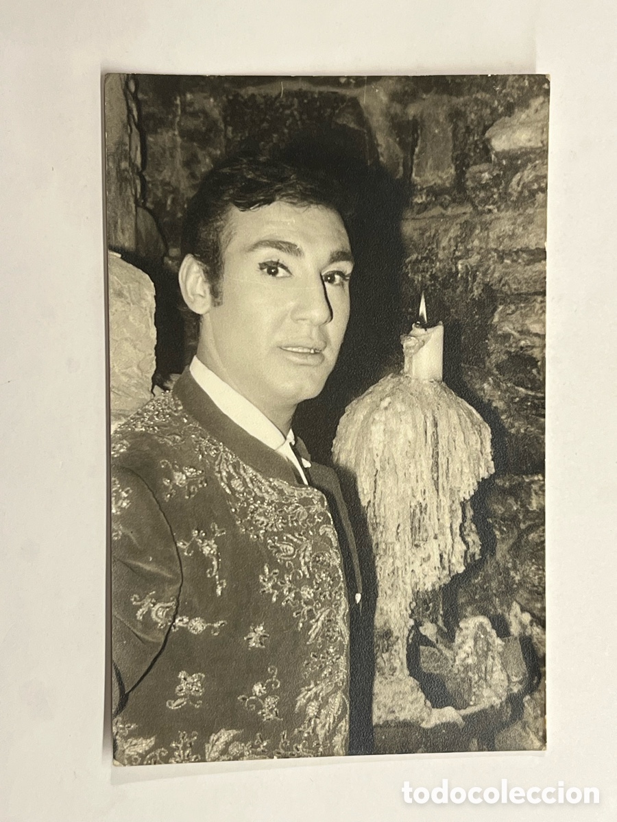 Fotos de Cantantes: ALEJANDRO VARGAS.. la nueva voz de la Canci&oacute;n Espa&ntilde;ola&hellip; Fotograf&iacute;a (h.1960?) Med&iacute;das: 14 x 9