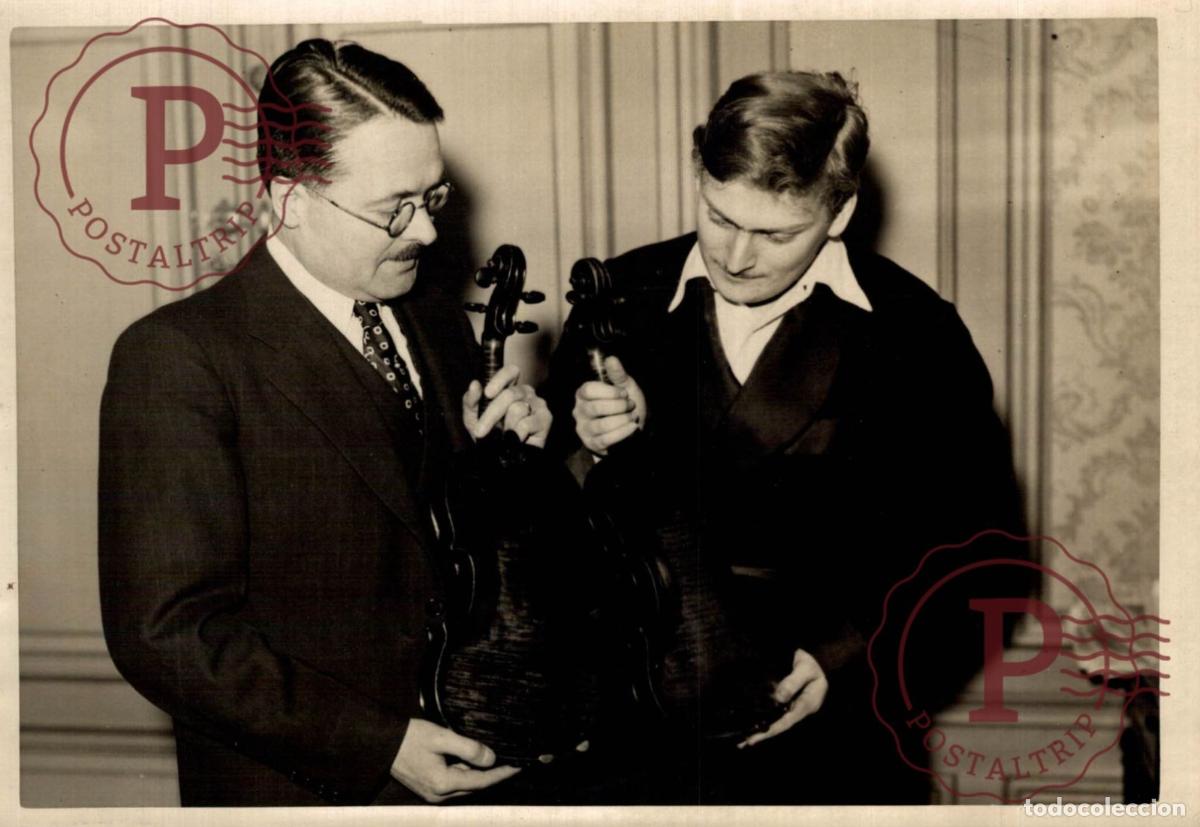 Fotos de Cantantes: STRADIVARIUS Yehudi Menuhin, Baron of Stoke DAbernon VIOLINISTE 18*13CM MUSICA MUSIQUE MUSIC MUZ