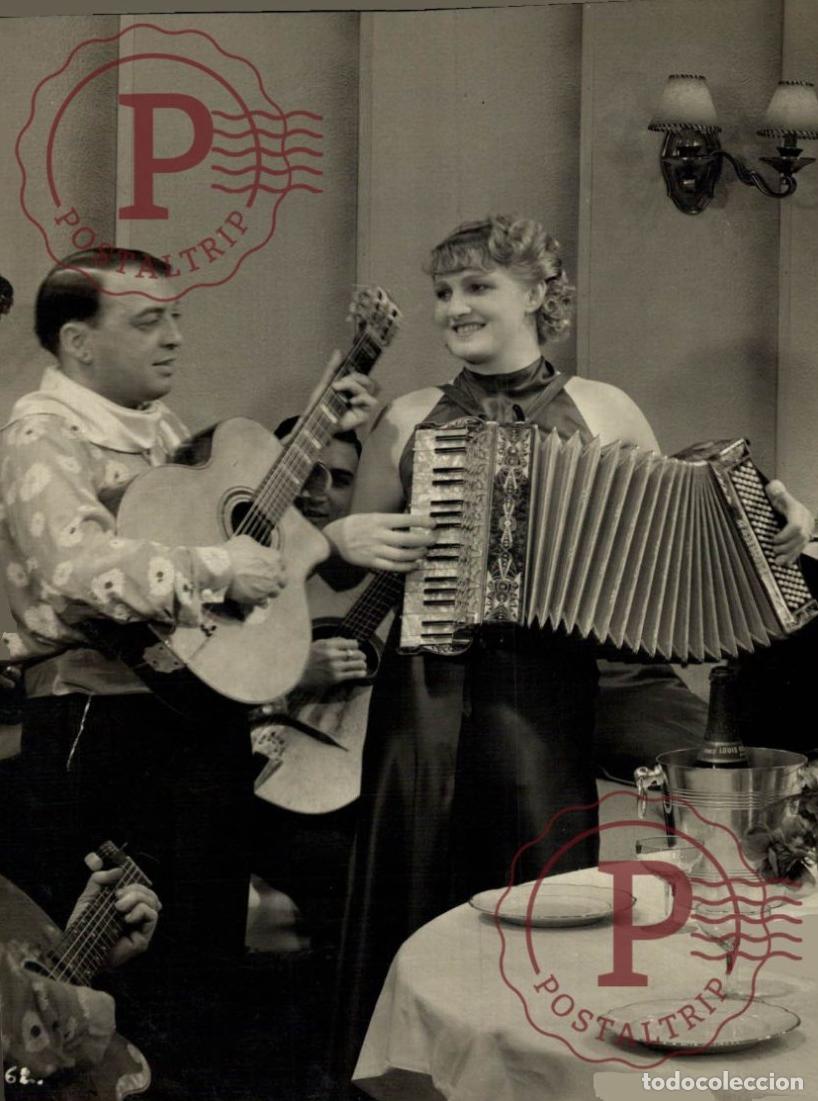 Fotos de Cantantes: ACCORDEON 16*12CM MUSICA MUSIQUE MUSIC MUZIEK ACCORDEON