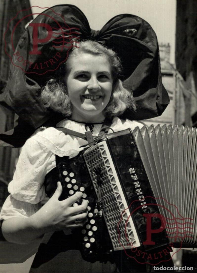 Fotos de Cantantes: ACCORDEON 18*12CM MUSICA MUSIQUE MUSIC MUZIEK ACCORDEON