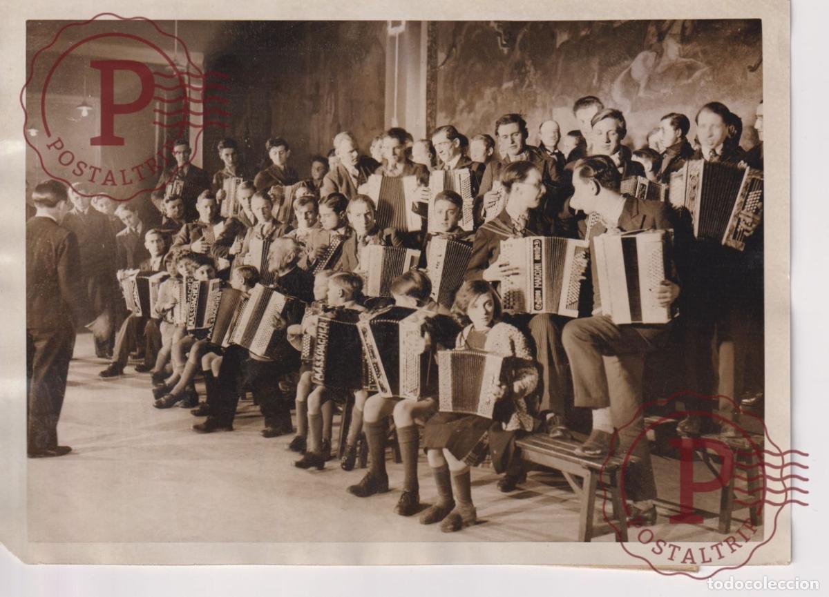 Photos of Singers: ecole accordeonistes a paris m andre masspacher ACCORDEON 18*13CM MUSICA MUSIQUE MUSIC MUZIEK ACCO