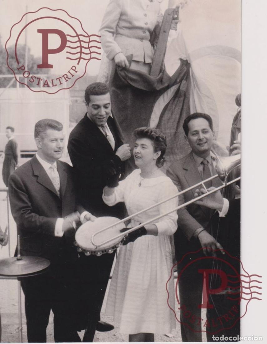 Photos of Singers: 18*13CM MUSICA MUSIQUE MUSIC MUZIEK