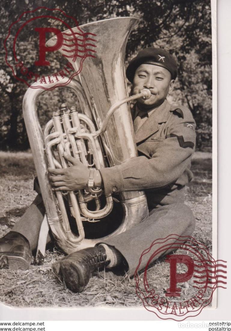 Foto di Cantanti: PUN CHANDRABIR OF THE GURKAH REGIMEN BAND FROM SINGAPORE. 16X12CM MUSICA MUSIQUE MUSIC MUZI