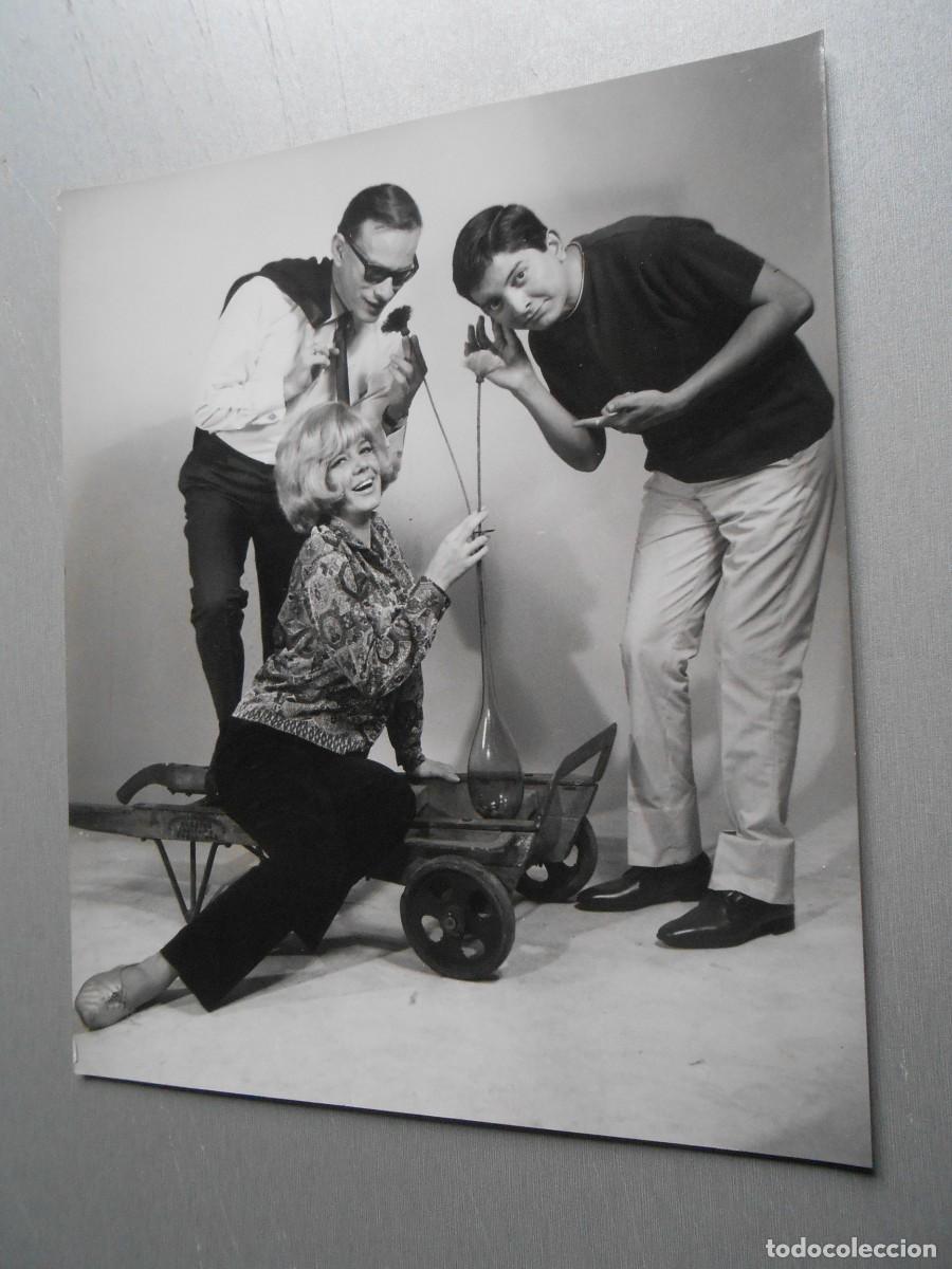 Fotos de Cantantes: Foto de - LOS 3 SUDAMERICANOS -, de 18 x 22 cm.
