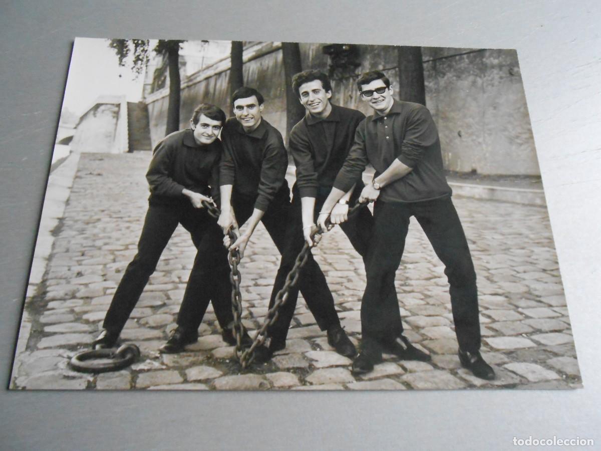 Fotos de Cantantes: Foto de - Los MISSILES -, de 24 x 18 cm.