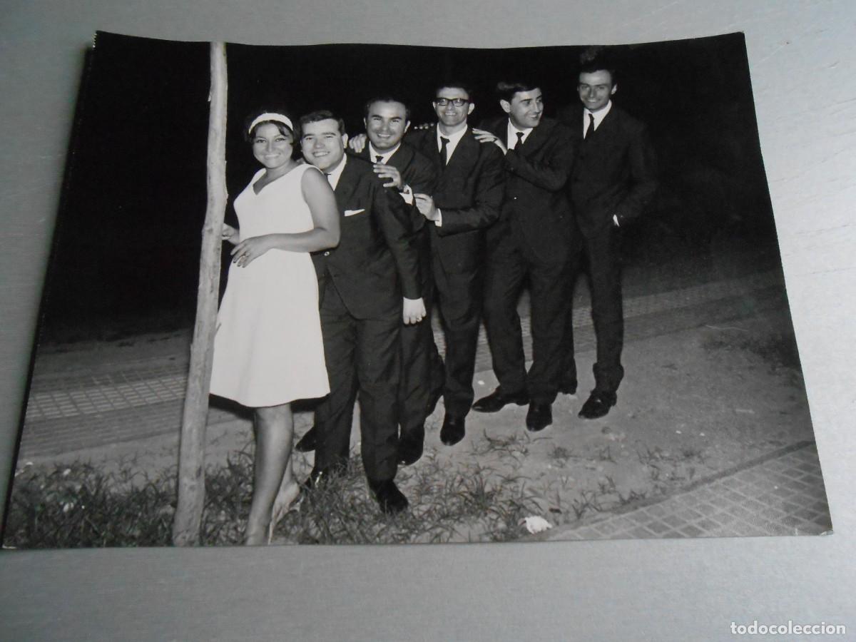 Fotos de Cantantes: Foto de - Los QUANDO&acute;S -, de 24 x 18 cm.