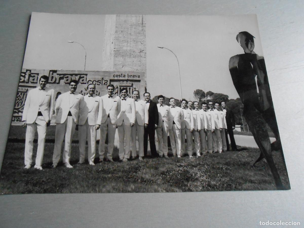 Fotos de Cantantes: Foto de - La Gran ORQUESTA MARAVELLA -, de 24 x 18 cm.