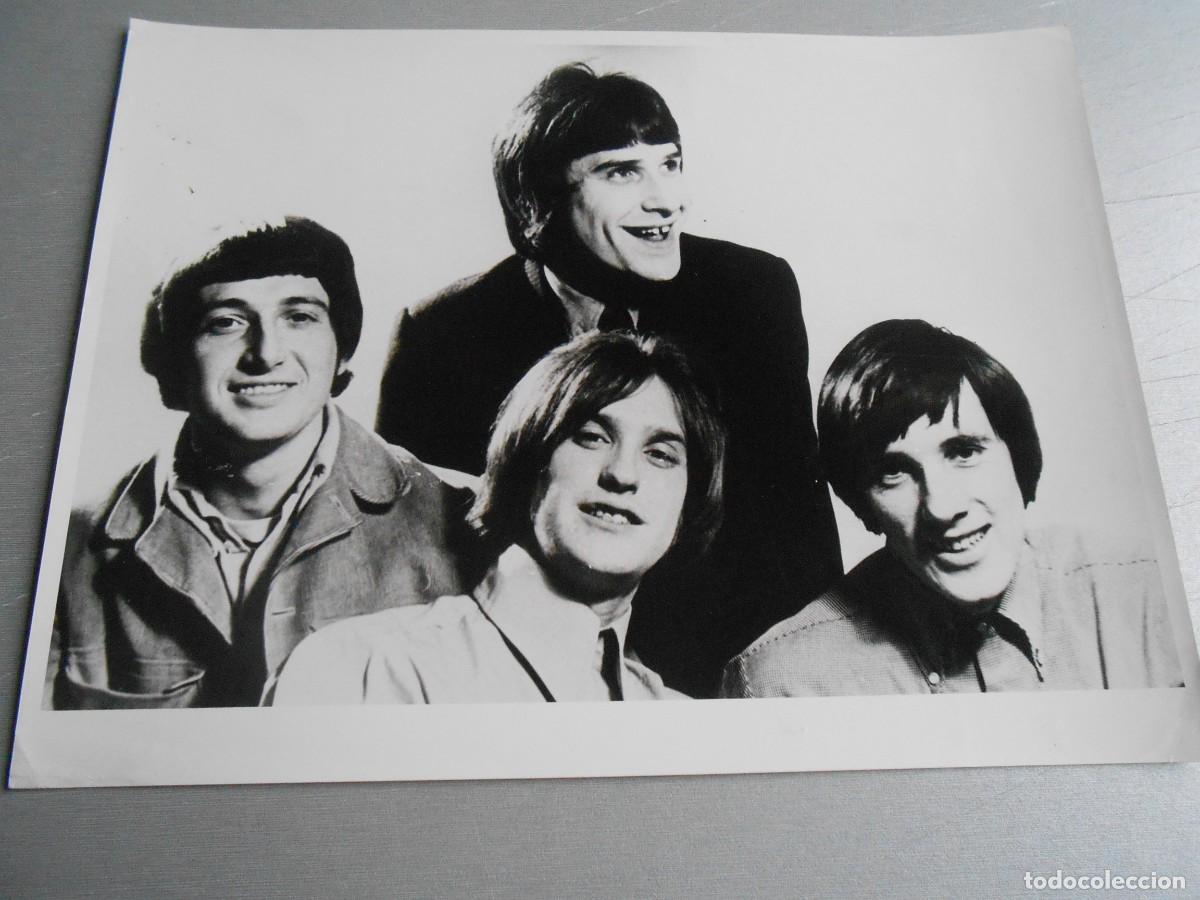 Fotos de Cantantes: Foto de - THE KINKS -, de 24 x 18 cm.