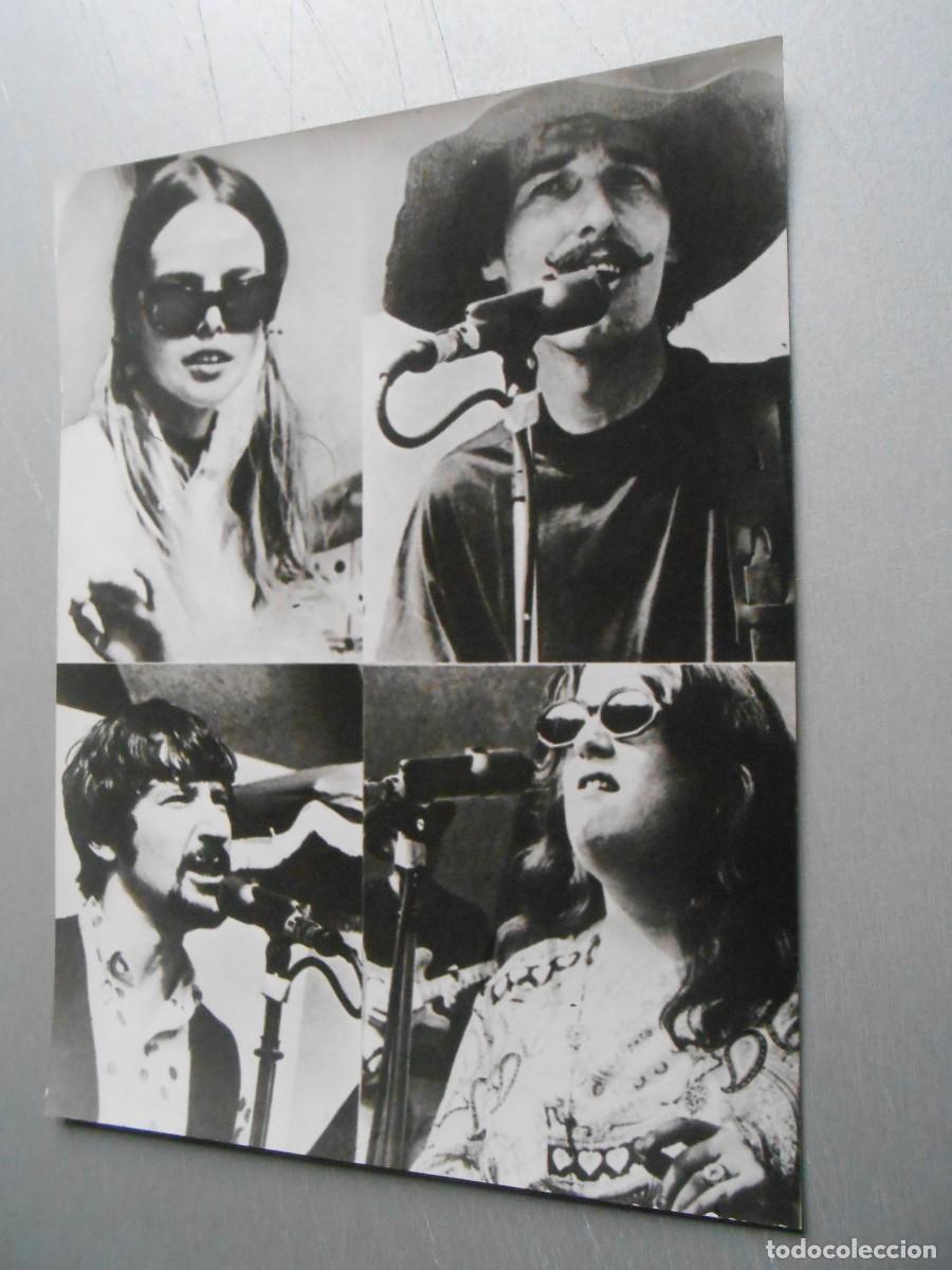 Fotos de Cantantes: Foto de - The MAMA&acute;S & The PAPA&acute;S -, de 18 x 24 cm.