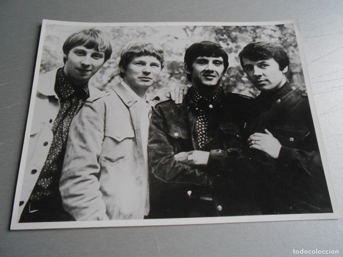 Fotos de Cantantes: Foto de - The SEARCHERS -, de 24 x 18 cm.