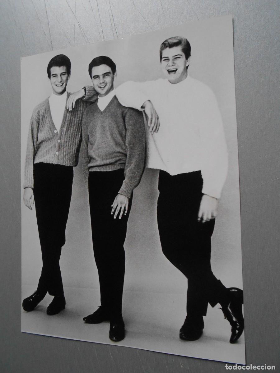 Fotos de Cantantes: Foto de - The SANDPIPERSS -, de 18 x 24 cm.