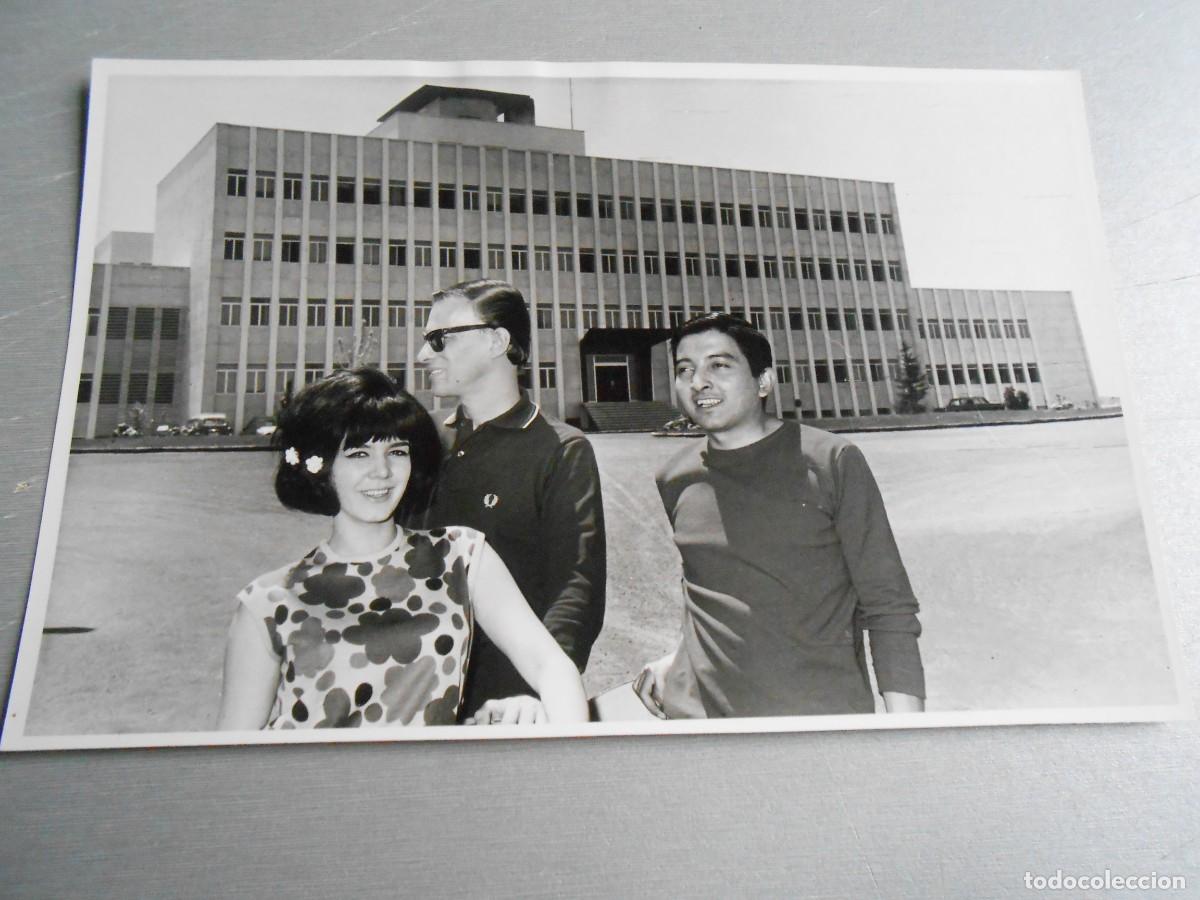Fotos de Cantantes: Foto de - Los 3 Sudamericanos -, de 17,5 x 11,5 cm.