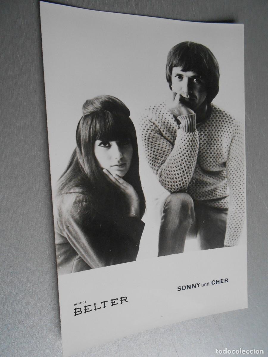 Fotos de Cantantes: Foto de - SONNY and CHER -, de 12 x 18 cm.