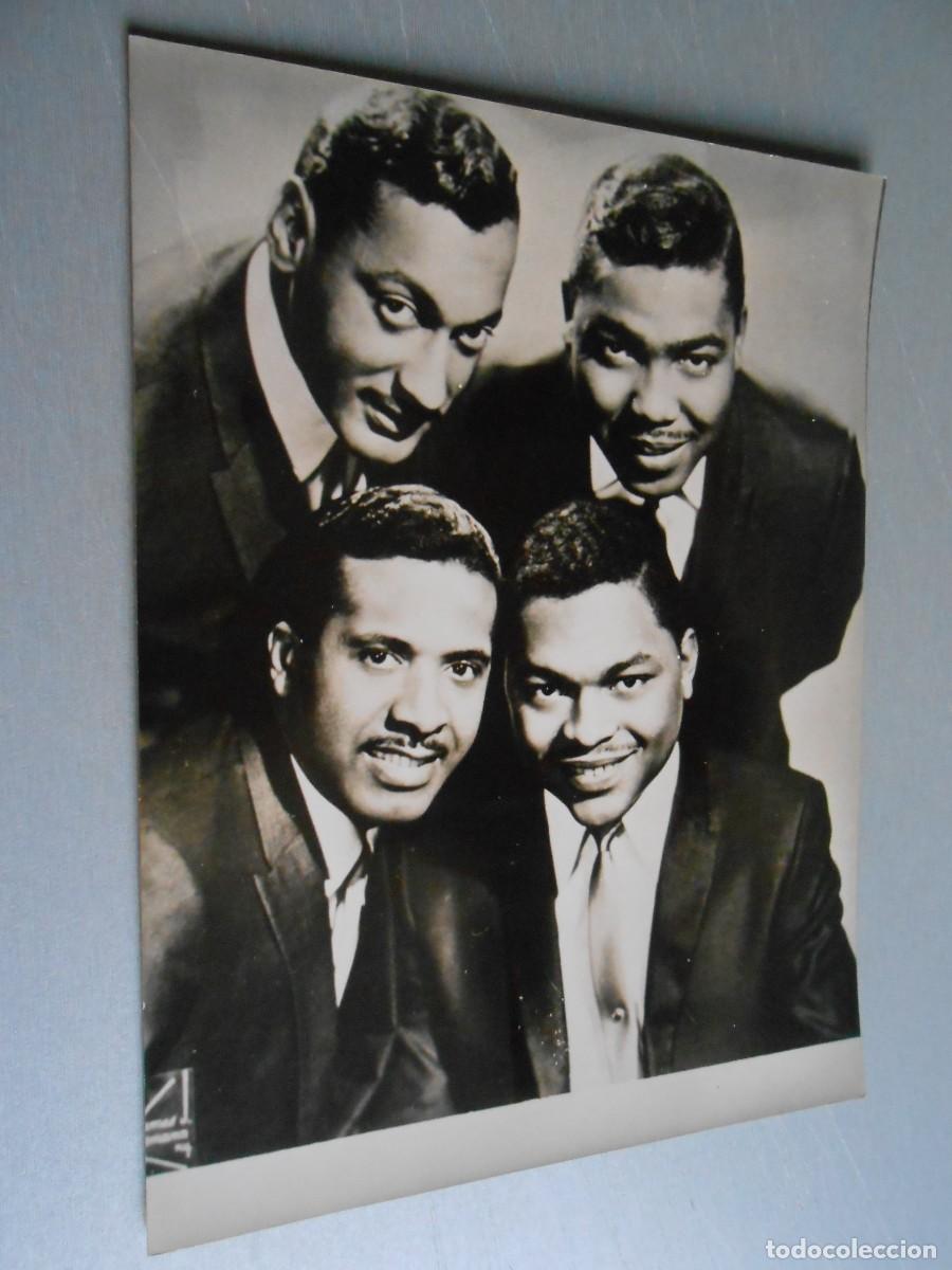 Fotos de Cantantes: Foto de - The FOUR TOPS -, de 18 x 24 cm.