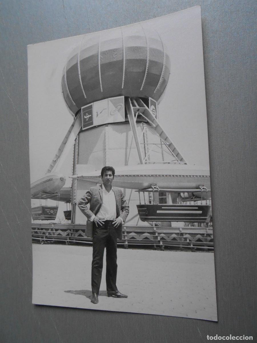 Fotos de Cantantes: Foto de - GEORGIE DANN -, de 12 x 18 cm.