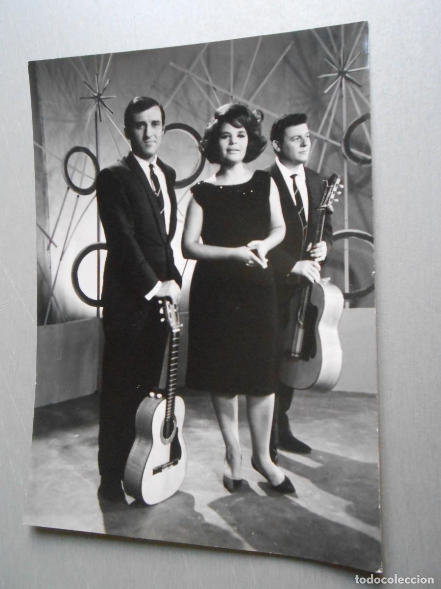Fotos de Cantantes: Foto de - Los 3 de CASTILLA -, de 12 x 18 cm.