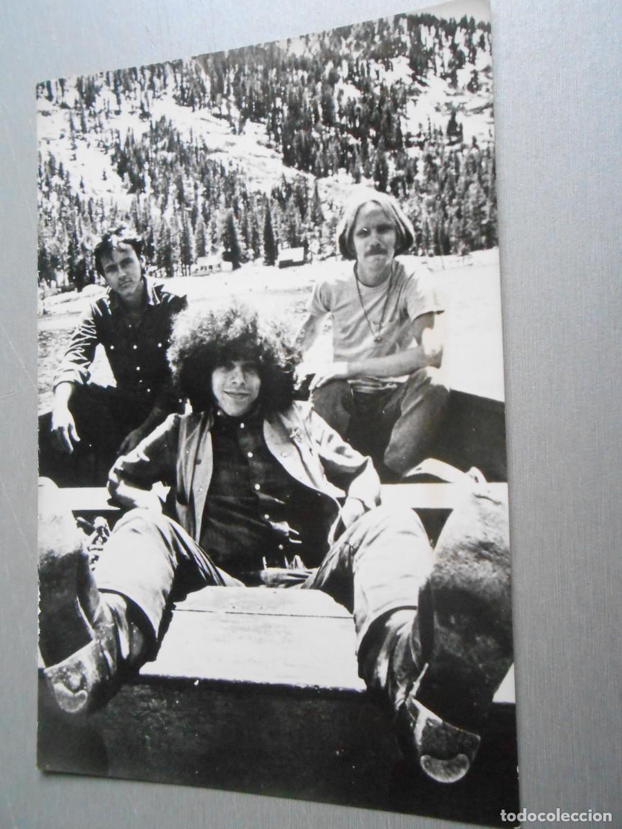Fotos de Cantantes: Foto de - YOUNG BLOODS -, de 12 x 18 cm.
