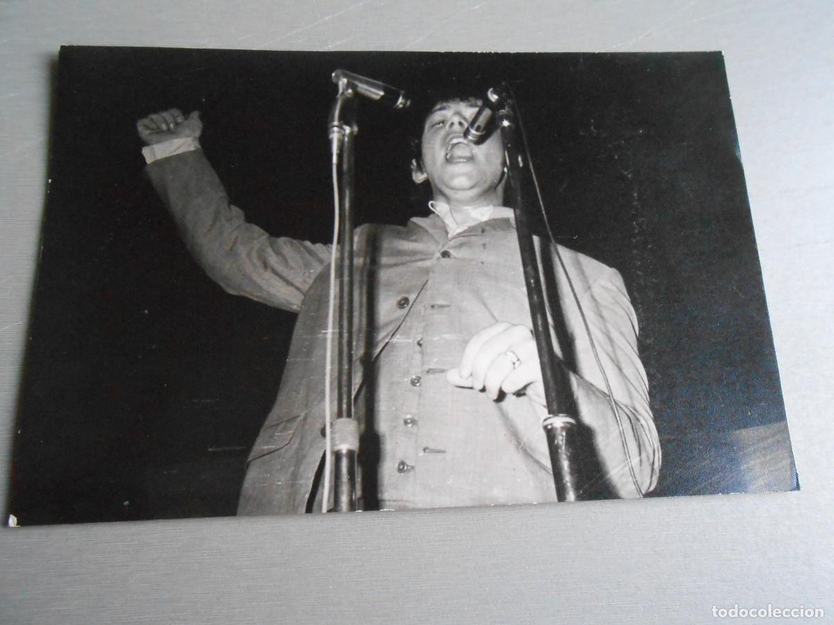 Fotos de Cantantes: Foto de - ERIC BURDON (The Animals) -, de 18 x 12 cm.