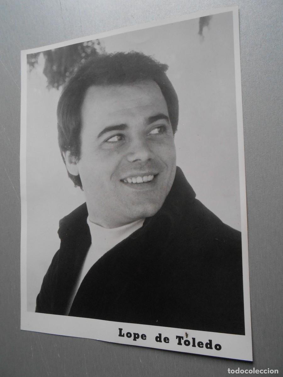 Fotos de Cantantes: Foto de - LOPE DE TOLEDO -, de 18 x 24 cm.