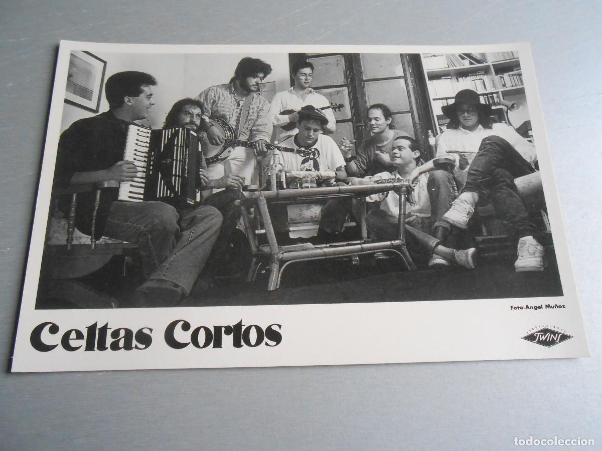 Fotos de Cantantes: Foto de - CELTAS CORTOS -, de 23 x 15 cm.