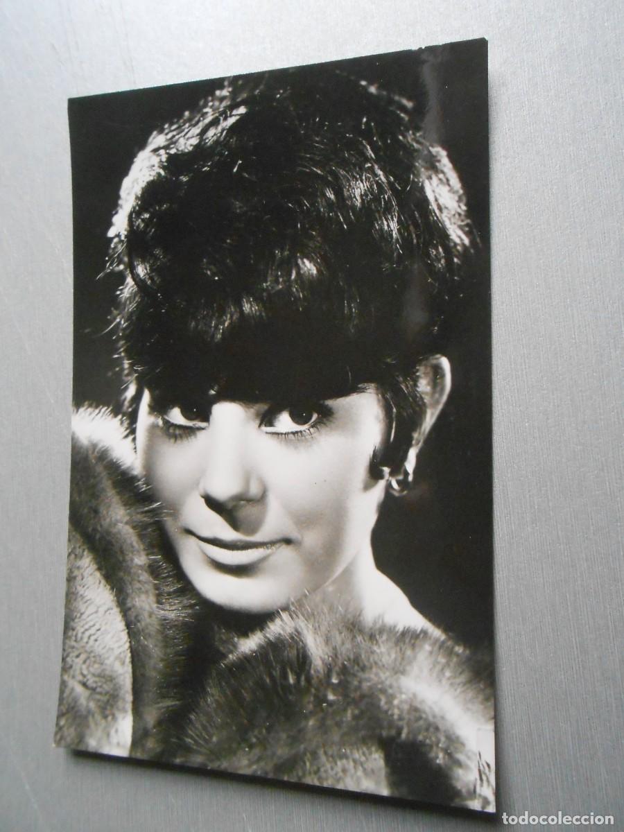 Fotos de Cantantes: Foto de - GELU -, de 9 x 14 cm.