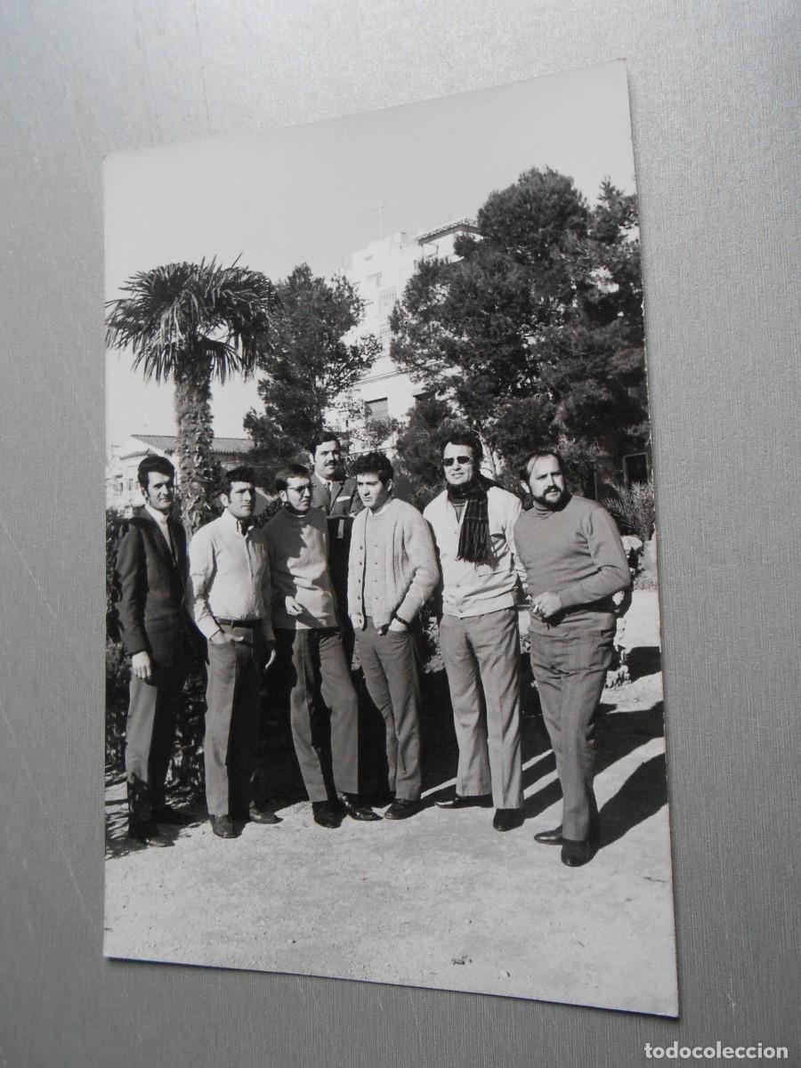 Fotos de Cantantes: Foto de - Los JUNIOR&acute;S -, de 12 x 18 cm.