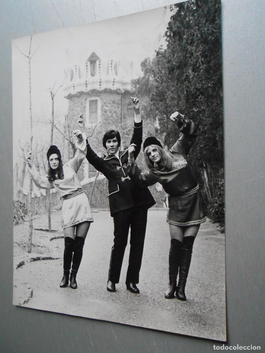 Fotos de Cantantes: FOTO de - GEORGIE DANN- y sus &rdquo;GO-GO&rdquo;- de 18 x 24 cms.