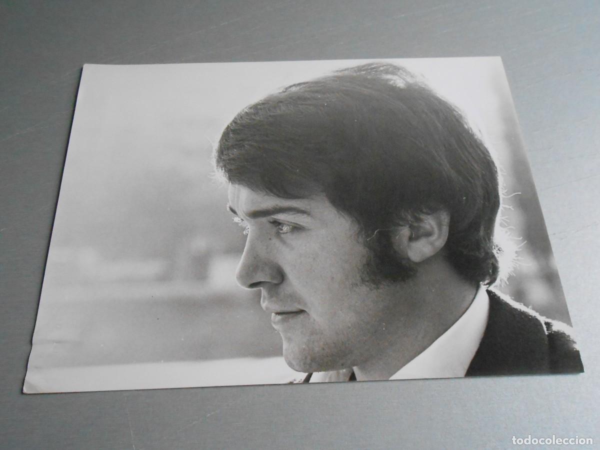 Fotos de Cantantes: FOTO de - Julio RAMOS - de 24 x 18 cms.