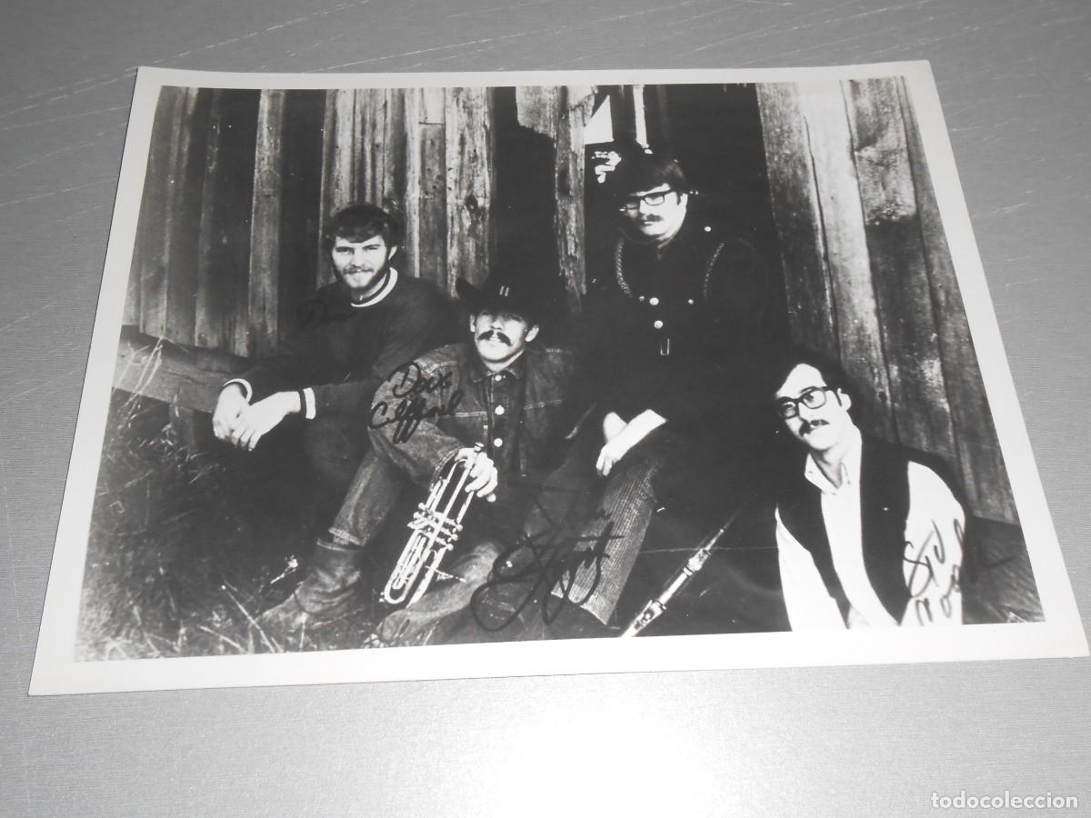 Fotos de Cantantes: FOTO de - CREEDENCE CLEARWATER REVIVAL - de 24 x 18 cms.