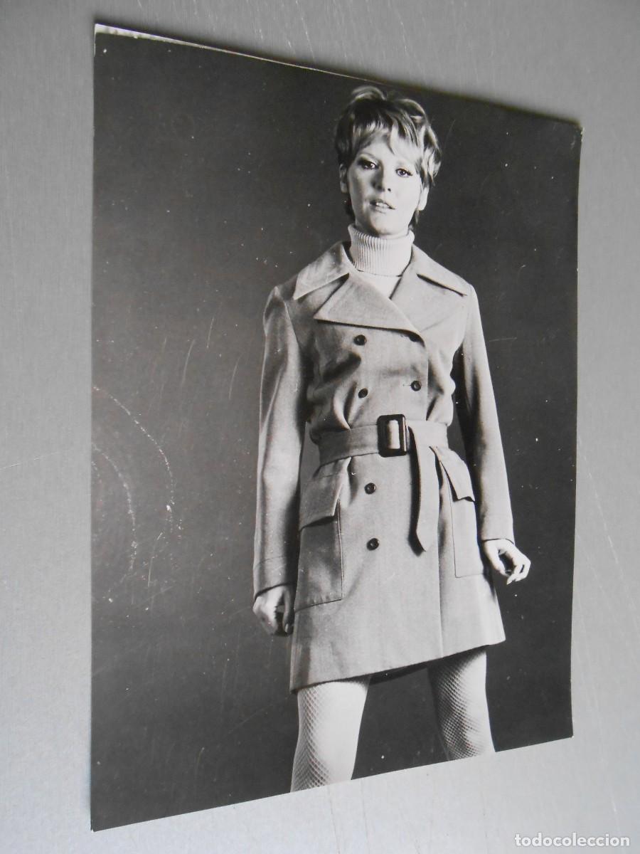 Fotos de Cantantes: FOTO de - PETULA CLARK - de 18 x 24 cms.