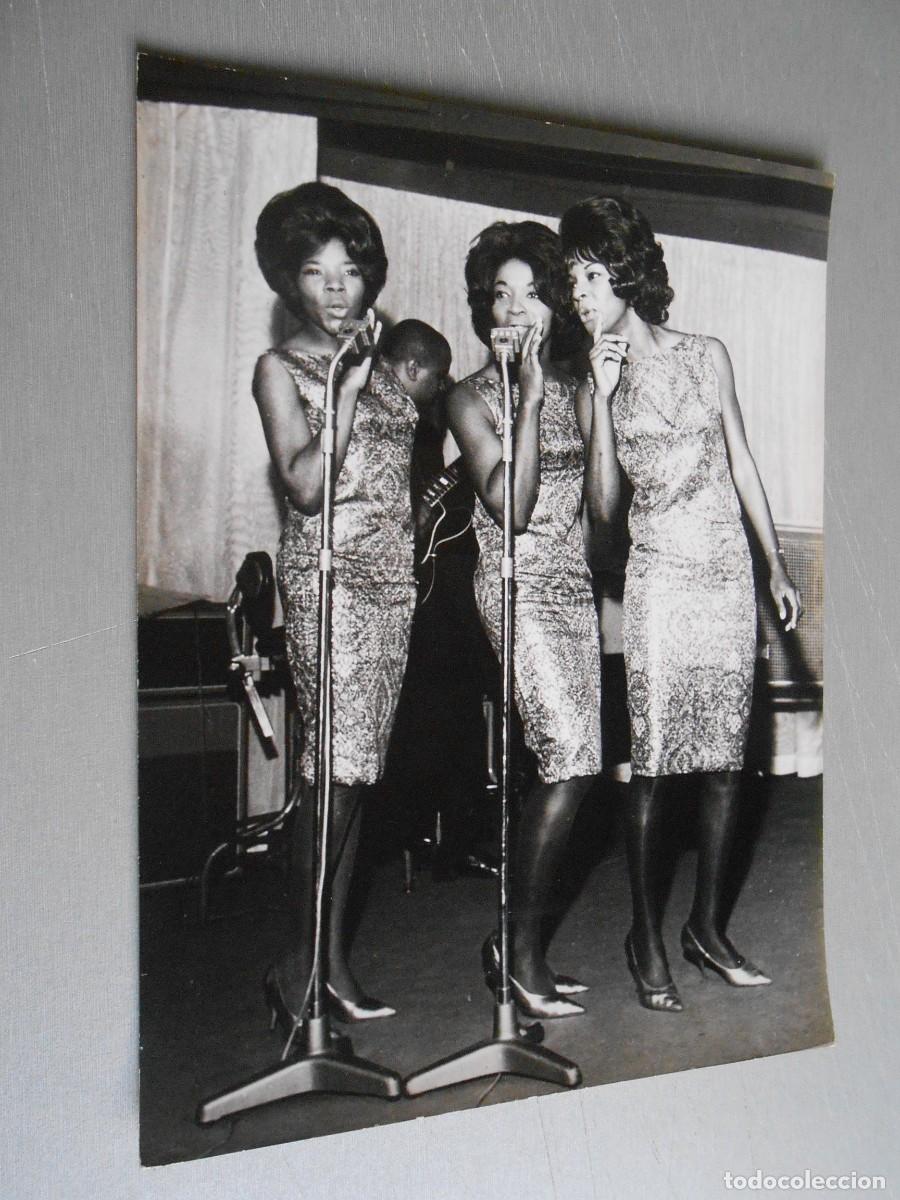 Fotos de Cantantes: FOTO de - MARTHA and THE VANDELLAS - de 18 x 24 cms.