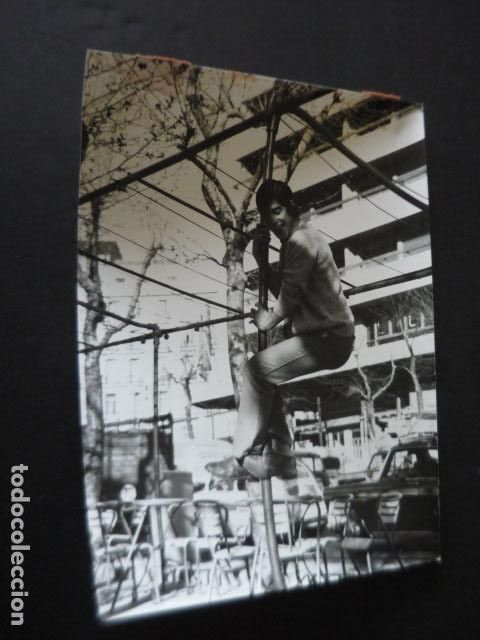 Photos of Singers: OSCAR CANTANTE ANTIGUA FOTOGRAFIA ORIGINAL 18 X 24 CM