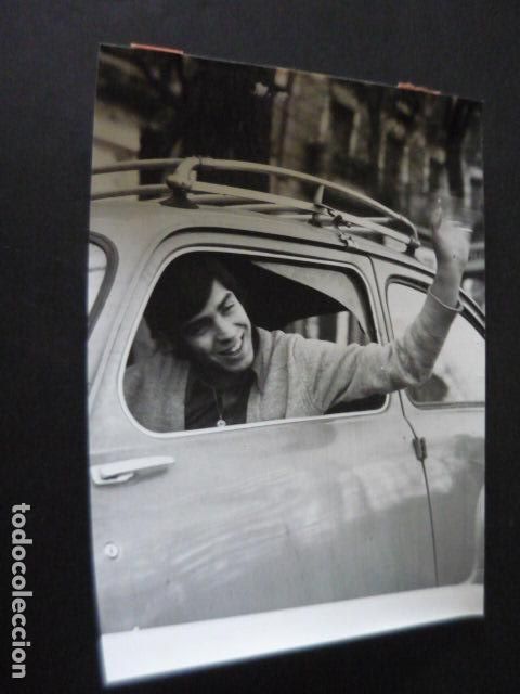 Photos of Singers: OSCAR CANTANTE ANTIGUA FOTOGRAFIA ORIGINAL 18 X 24 CM