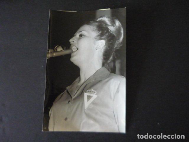 Photos of Singers: ANGELA CANTANTE ANTIGUA FOTOGRAFIA ORIGINAL 12 X 18 CM