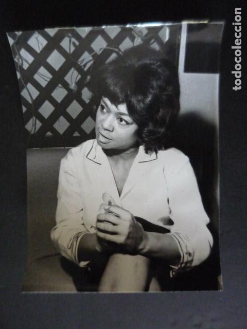 Photos of Singers: HAZEL SCOTT CANTANTE JAZZ ANTIGUA FOTOGRAFIA ORIGINAL 18 X 24 CM