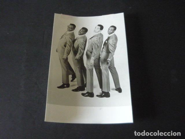 Fotos von Musikern: SMOKY ROBINSON AND THE MIRACLES CONJUNTO MUSICAL ANTIGUA FOTOGRAFIA ORIGINAL 18 X 12 CM