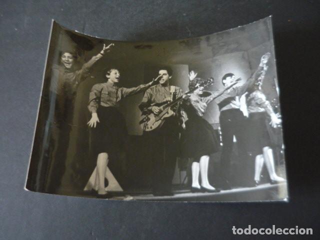 Photos of Singers: LA CRICCA CONJUNTO MUSICAL ANTIGUA FOTOGRAFIA ORIGINAL 24 X 18 CM