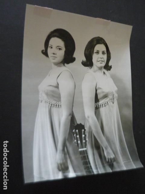 Photos of Singers: BLANCHE Y MARCY CONJUNTO MUSICAL ANTIGUA FOTOGRAFIA ORIGINAL 13 X 24 CM