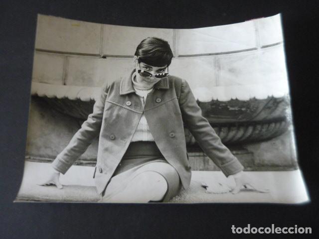 Foto di Cantanti: LUISA MARIA G&Uuml;ELL CANTANTE ANTIGUA FOTOGRAFIA ORIGINAL 18 X 24 CM