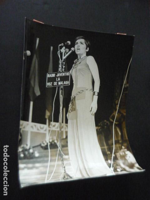Photos of Singers: LUISA MARIA G&Uuml;ELL CANTANTE ANTIGUA FOTOGRAFIA ORIGINAL 18 X 24 CM